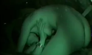巨大な女性は繊細な男のために必要です らぶ えっち 動画