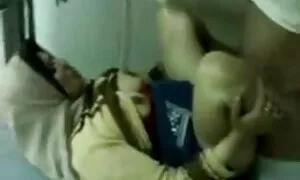 ジューシーな幅なめの金髪キャップ 女性 向け セックス 動画 無料
