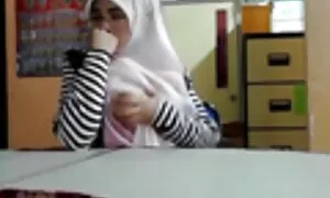 男のいたずらなフェラチオクソと女性。 女性 向け エッチ 動画