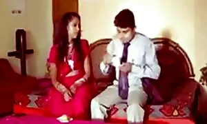 心理学者の大人の女性は女の子を吸うとクールで性交するように教える 女 同士 の エロ 動画