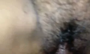 テーブルの上に指の猫。 女 1 人 エッチ 動画