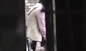 巨乳ラティーナはフェラチオと有名な丸いコックを与えます 女性 の ため の アダルト 動画 h