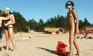 酔ってCoedsはパーティーバーで熱いパーティーを与えていた 女性 用 エロ 動画 無料