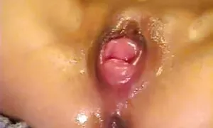胸はとても美味しいです。 レズビアン エッチ 動画